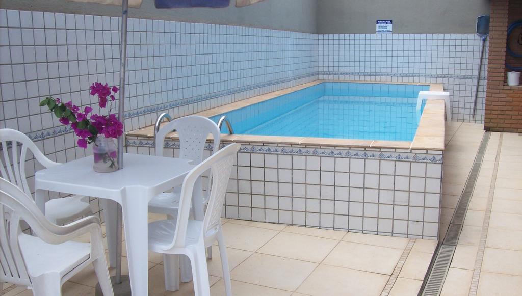 Sobrado Com Piscina Em Condomino Fechado A 150 M Da Praia Caraguatatuba Kamer foto